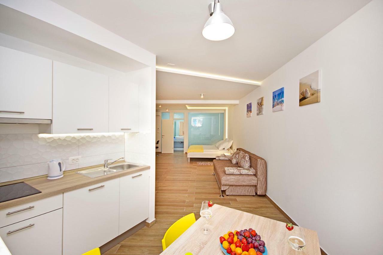 Alos Center Apartments Split Exterior photo